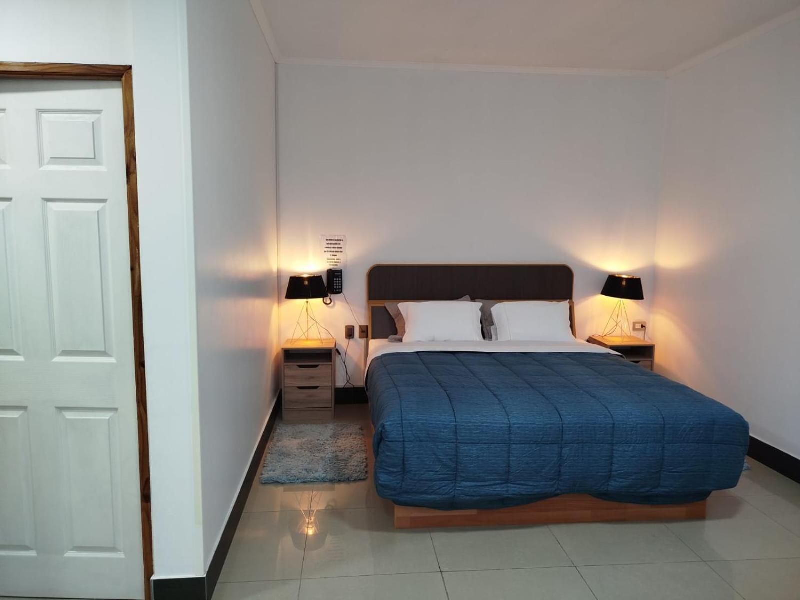 Ming Shen Hotel *